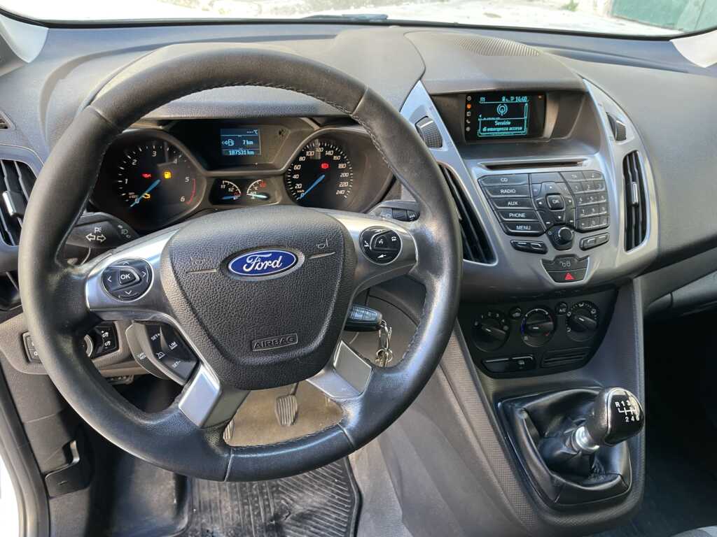 FORD TRANSIT CONNECT 3 posti passo lungo